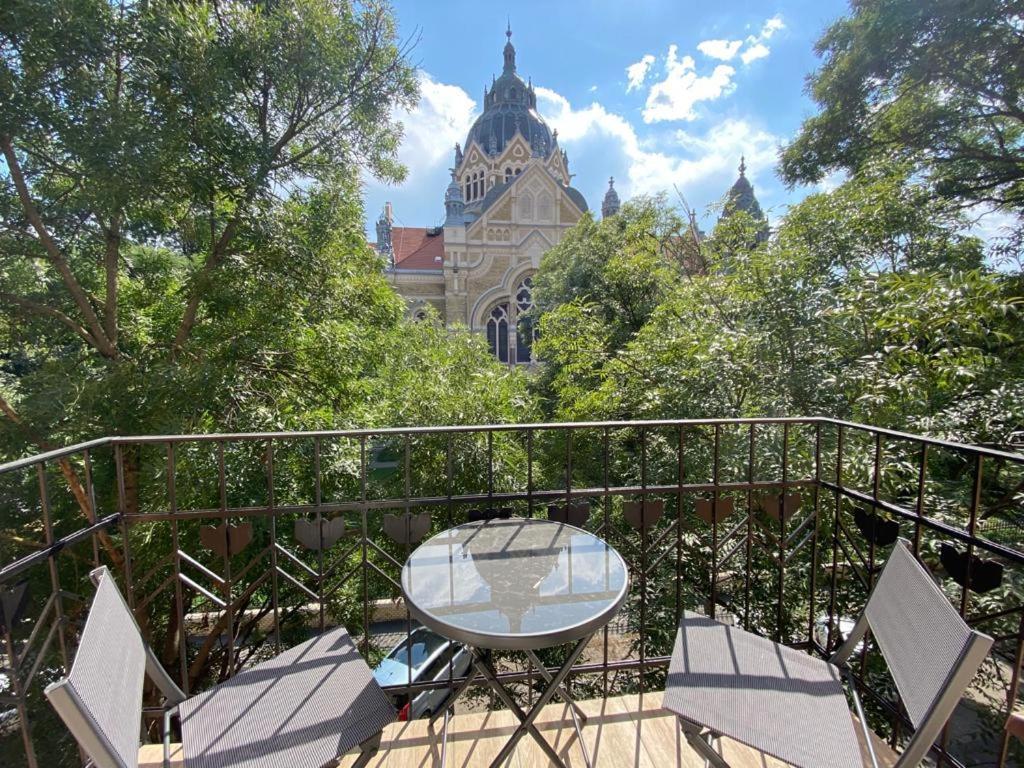 Synagoge View Loft Bestern Szeged Exterior photo